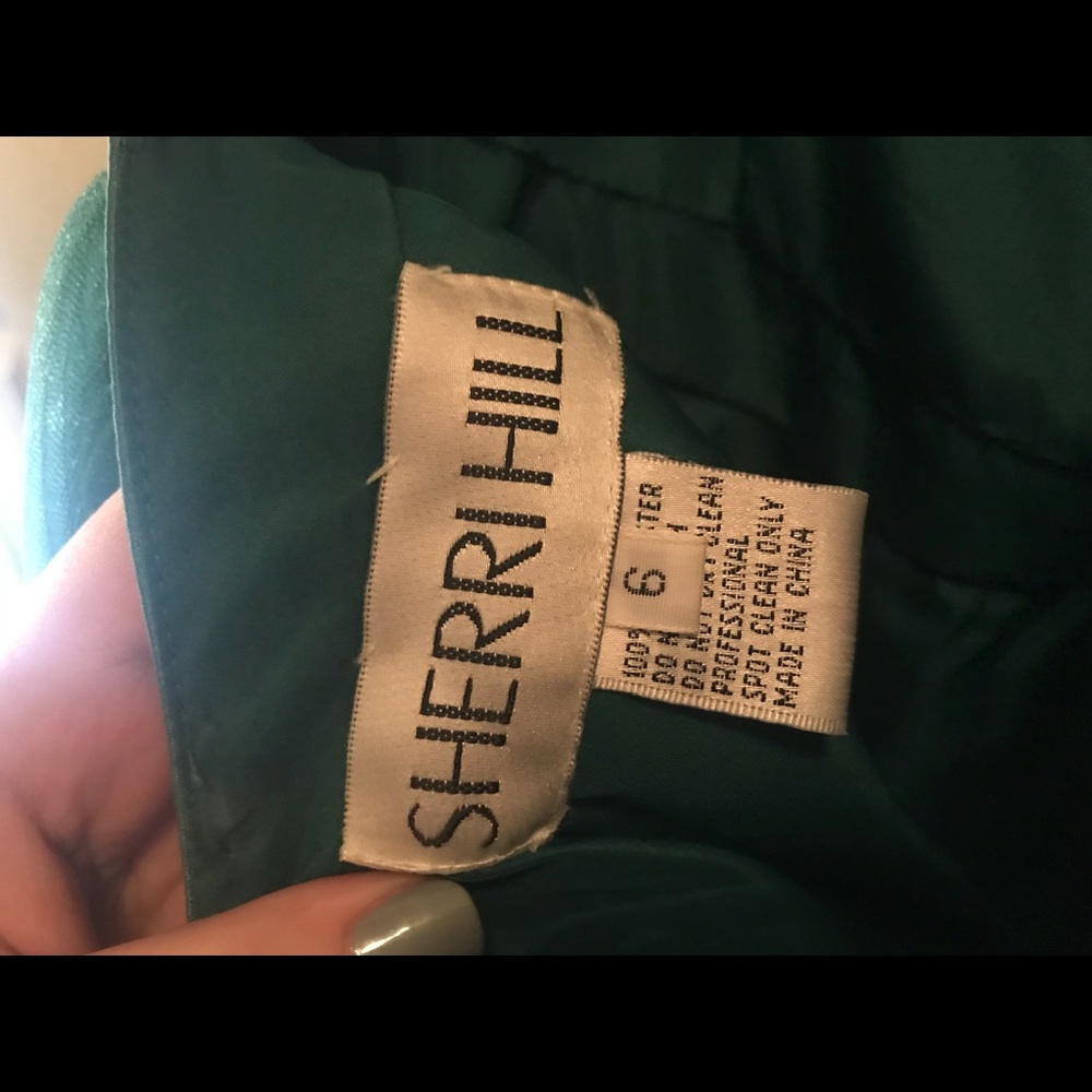 Sherri Hill 21167 - Picture 3 of 4